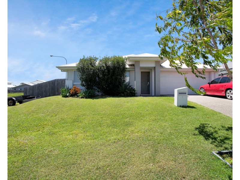 1 Dickson Court, Rural View QLD 4740