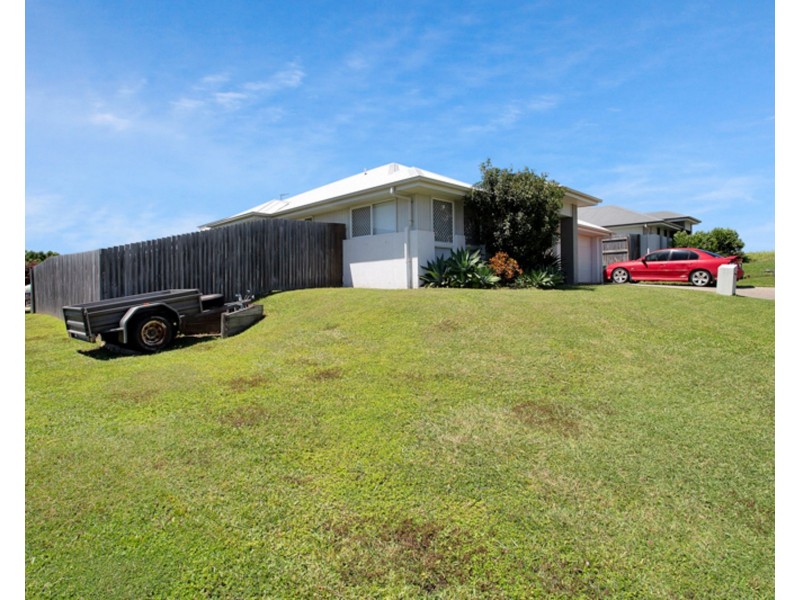 1 Dickson Court, Rural View QLD 4740