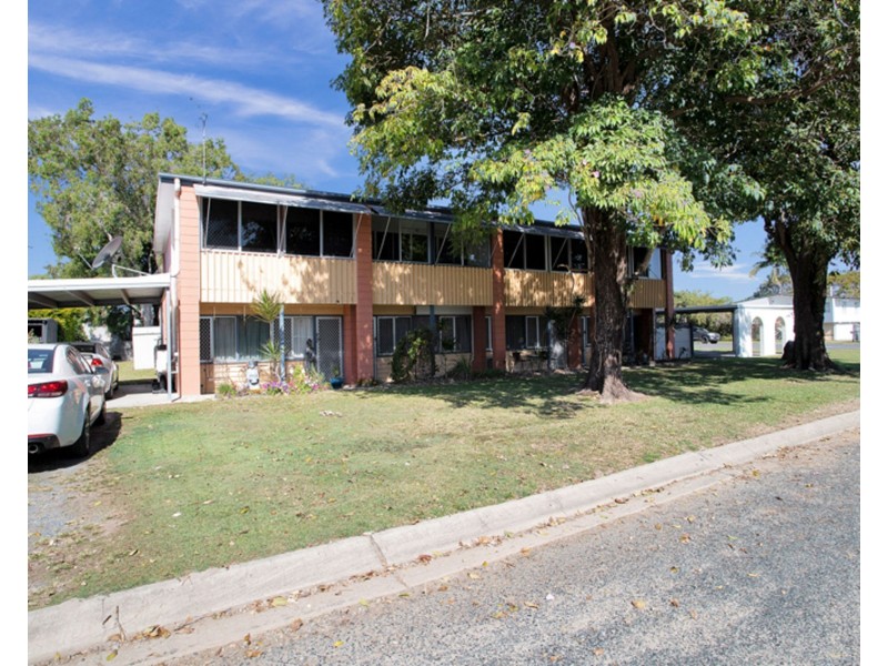 1-4/38 Hamilton Street, North Mackay QLD 4740