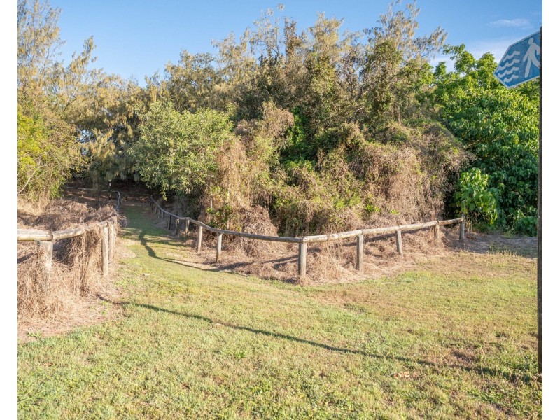 11 Bridge Road, East Mackay QLD 4740