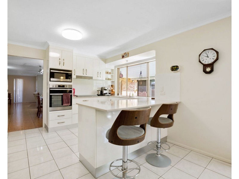 28 Broomdykes Drive, Beaconsfield QLD 4740