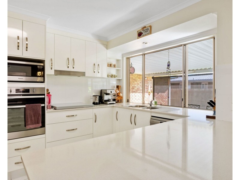 28 Broomdykes Drive, Beaconsfield QLD 4740