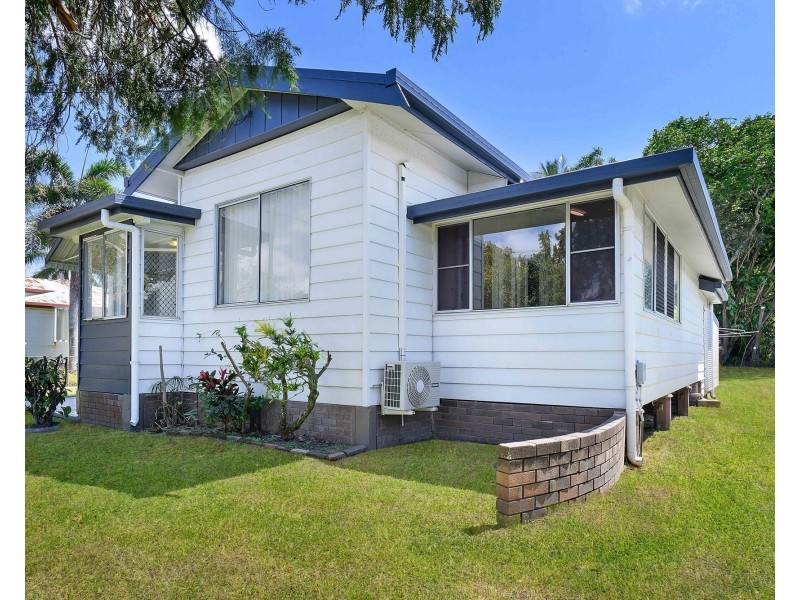 18 Duncan Street, West Mackay QLD 4740