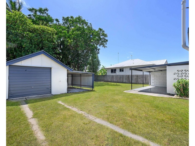 18 Duncan Street, West Mackay QLD 4740