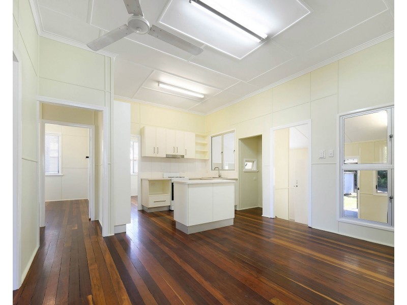 18 Duncan Street, West Mackay QLD 4740