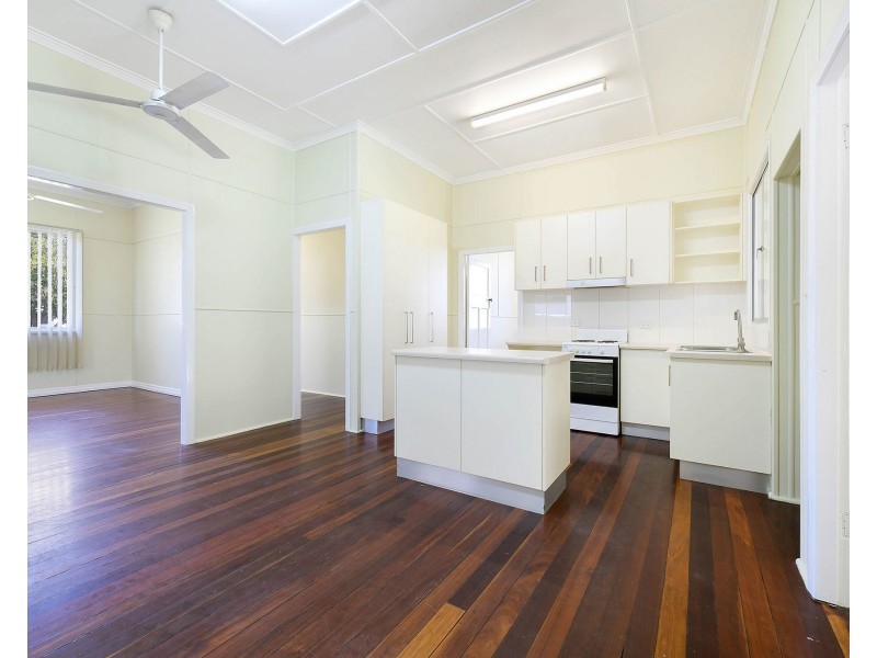 18 Duncan Street, West Mackay QLD 4740