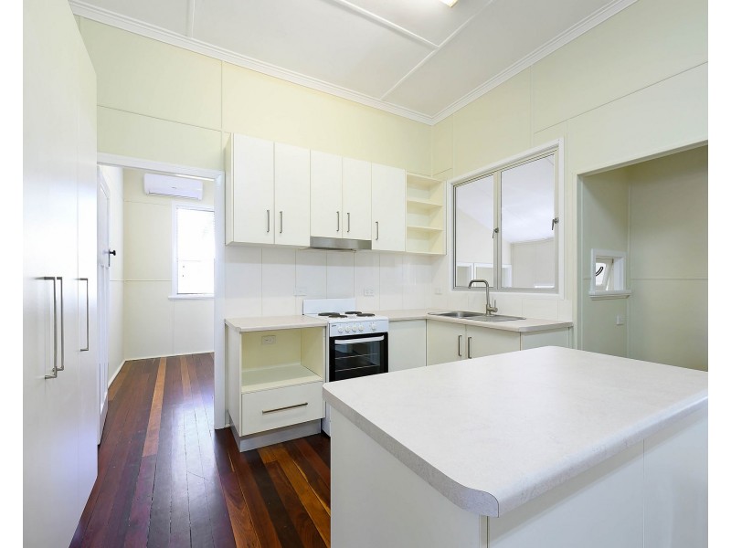 18 Duncan Street, West Mackay QLD 4740