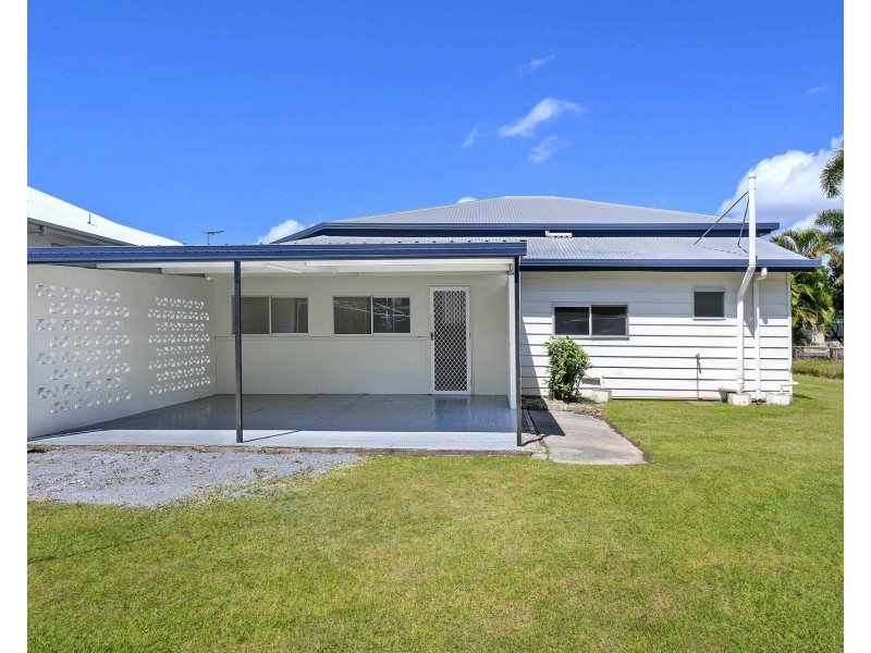 18 Duncan Street, West Mackay QLD 4740