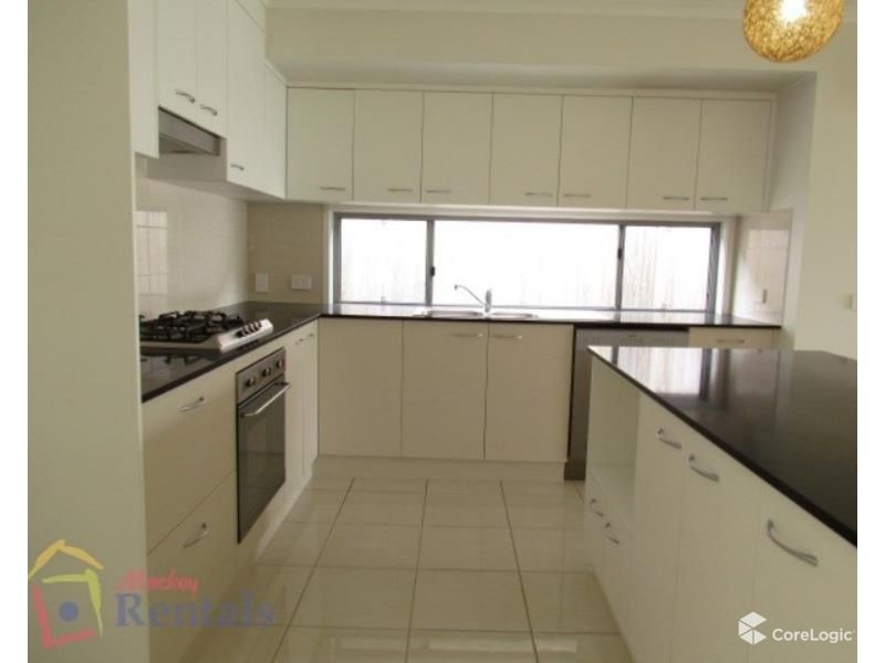 23 Elgans Parade, Rural View QLD 4740