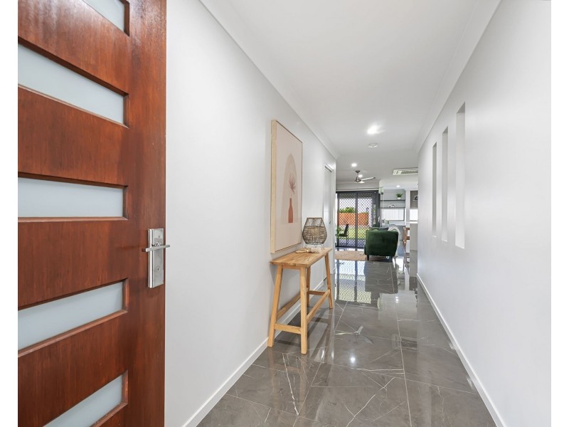 12 Dulcis Drive, Rural View QLD 4740