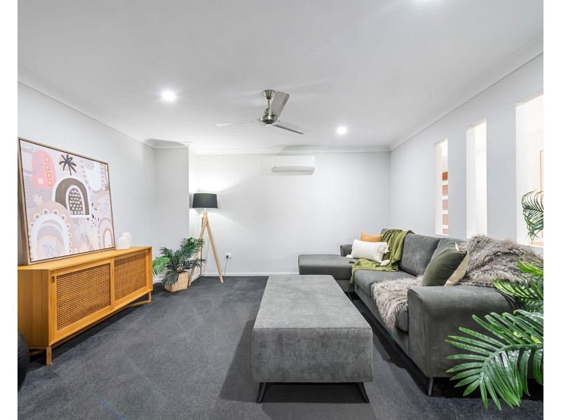 12 Dulcis Drive, Rural View QLD 4740