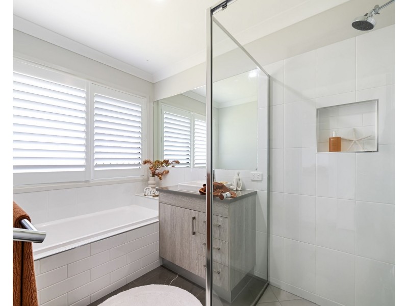 12 Dulcis Drive, Rural View QLD 4740