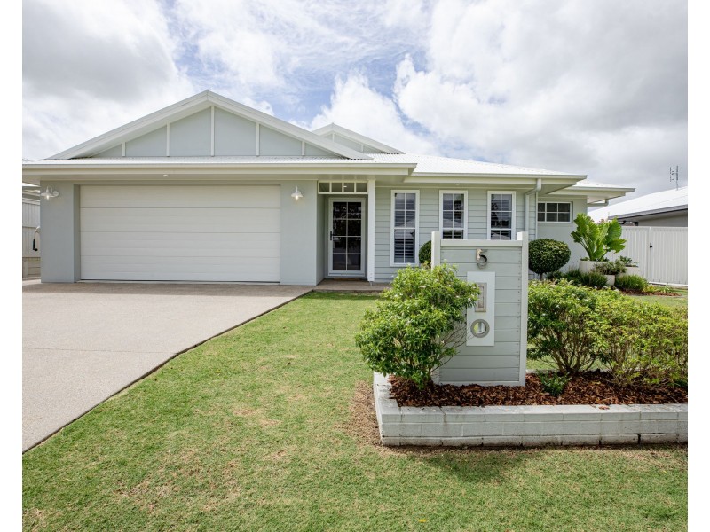 5 Watercrest Circuit, Richmond QLD 4740