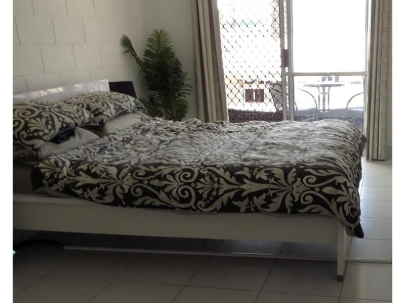 3/5 Romeo  Street, Mackay QLD 4740