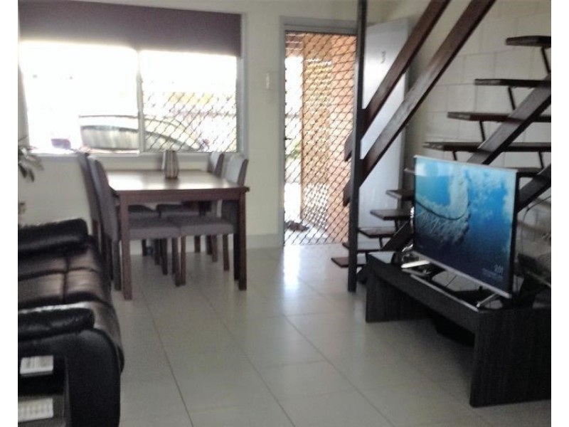 3/5 Romeo  Street, Mackay QLD 4740