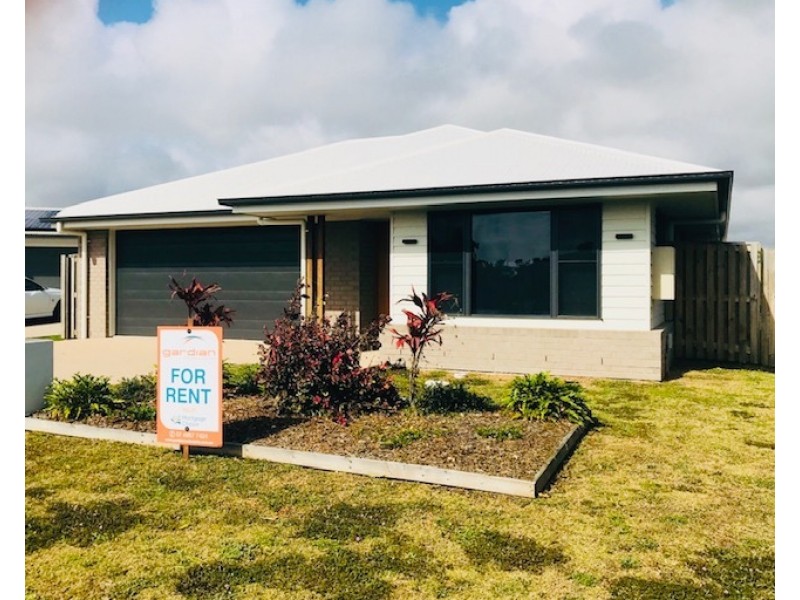 26 Knot Court, Bucasia QLD 4750