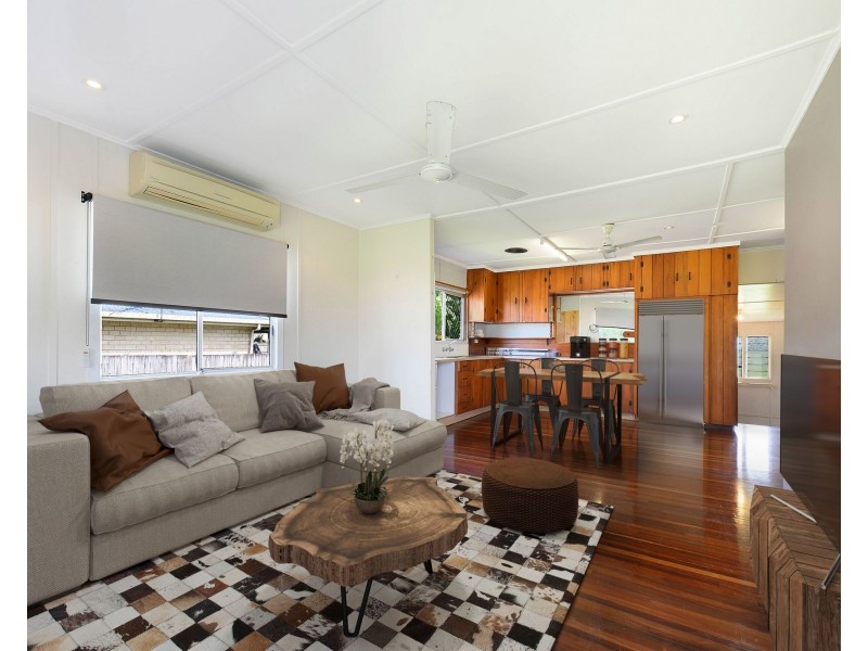 6 Matthews Street, Sarina QLD 4737