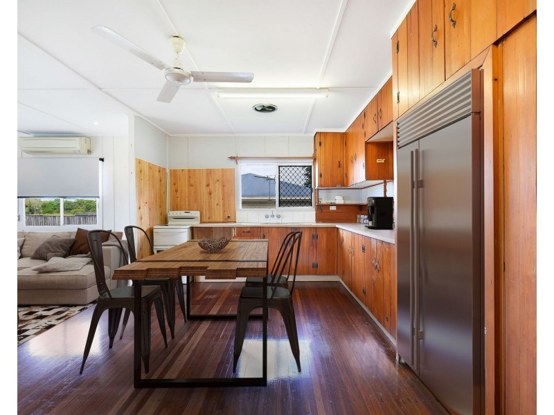 6 Matthews Street, Sarina QLD 4737