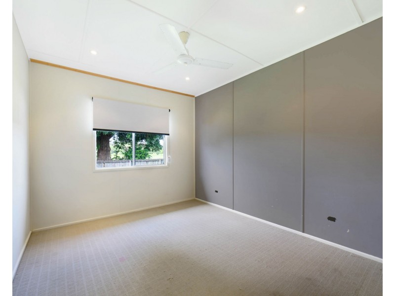6 Matthews Street, Sarina QLD 4737