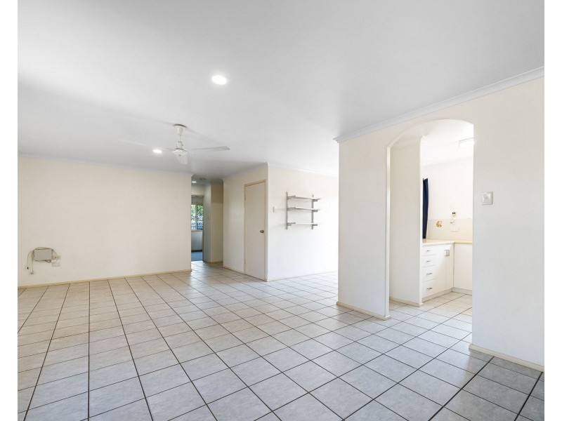 4/14 Symons Street, South Mackay QLD 4740