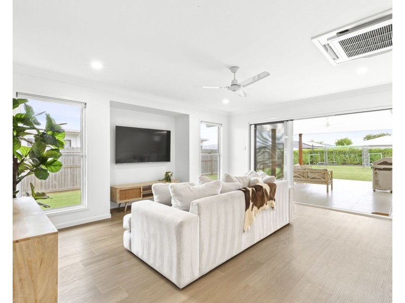 67 Hoffman Drive, Marian QLD 4753