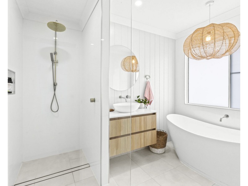 67 Hoffman Drive, Marian QLD 4753