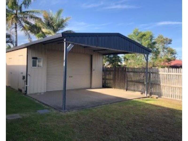 16 Royal Boulevard, Glenella QLD 4740