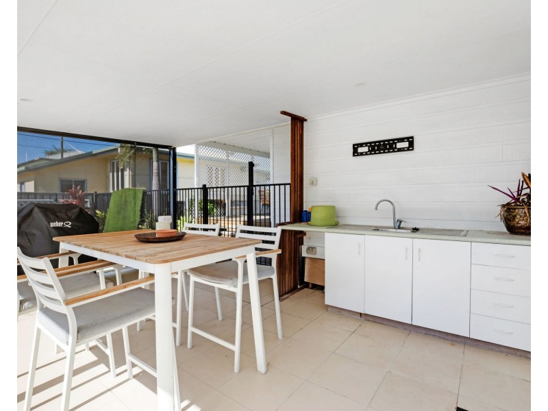 98 Kippen Street, Mackay QLD 4740