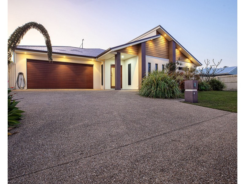 6 Yatay Street, Rural View QLD 4740