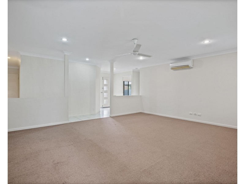 6 Lakeview Drive, Beaconsfield QLD 4740