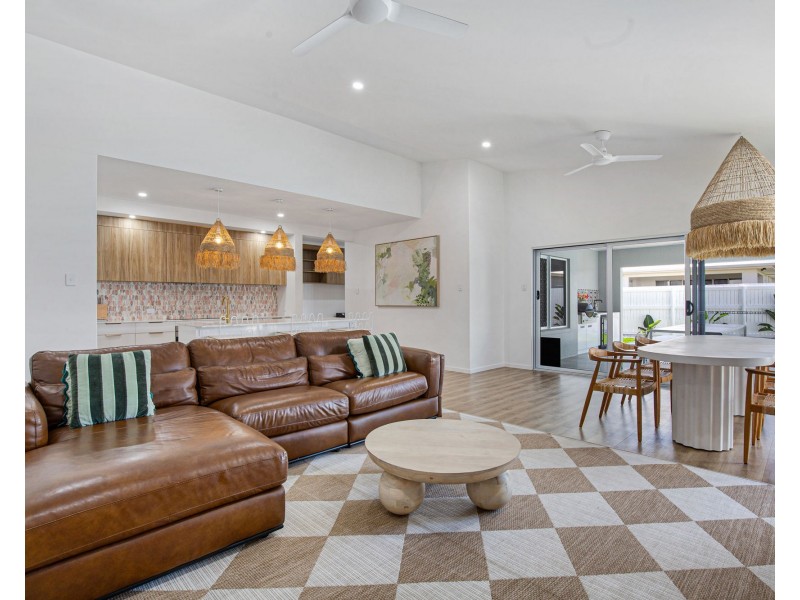 5 Province Avenue, Richmond QLD 4740