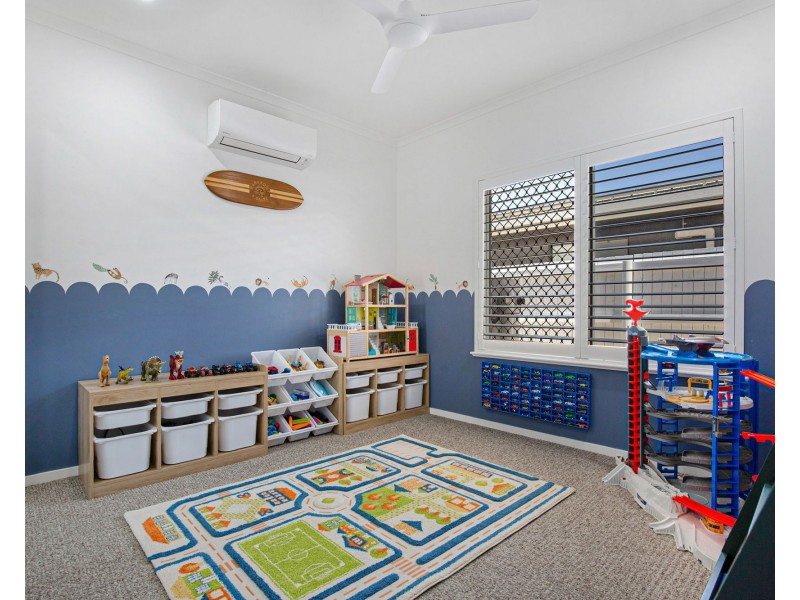 5 Province Avenue, Richmond QLD 4740