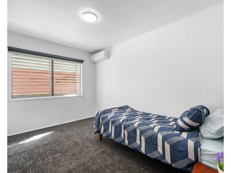 8 Pugsley Street, Walkerston QLD 4751