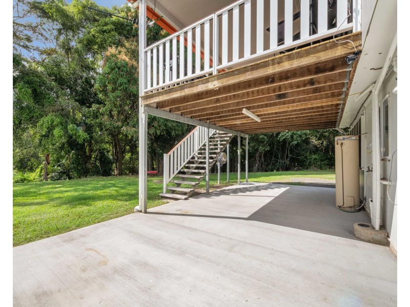 8 Pugsley Street, Walkerston QLD 4751