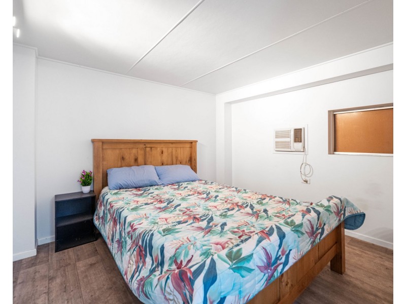 8 Pugsley Street, Walkerston QLD 4751