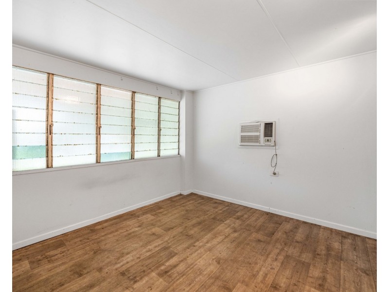 8 Pugsley Street, Walkerston QLD 4751