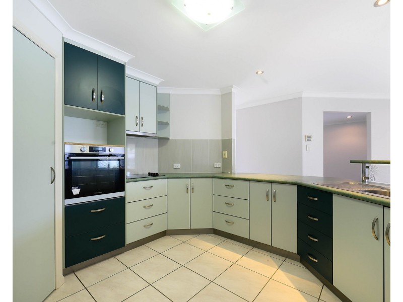 5 Bonsai Court, Glenella QLD 4740