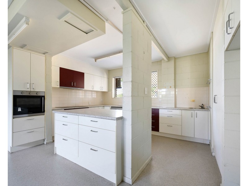 315 Shakespeare Street, Mackay QLD 4740