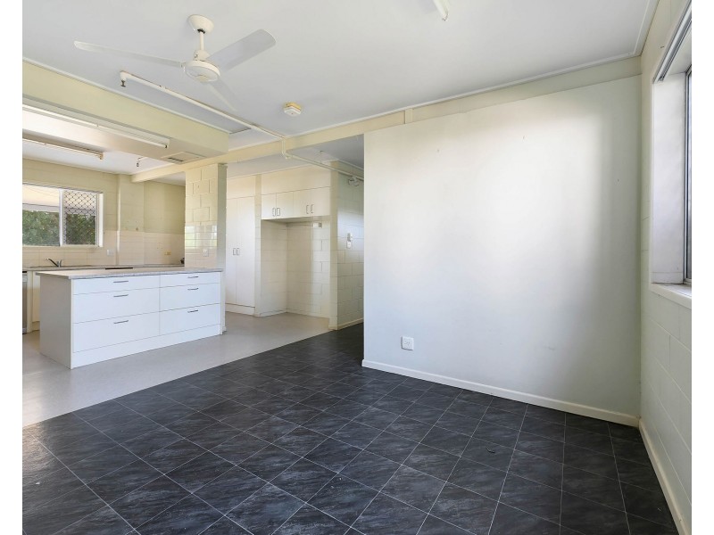 315 Shakespeare Street, Mackay QLD 4740