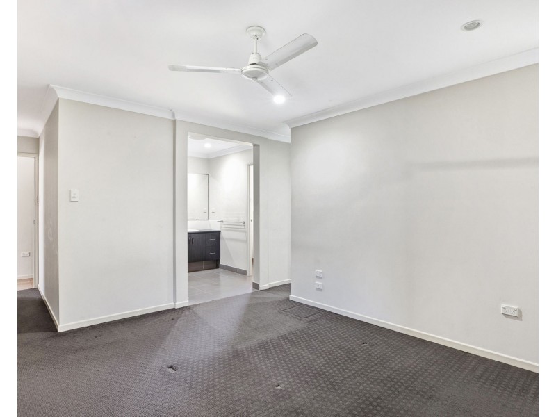 36 Lancaster Way, Ooralea QLD 4740
