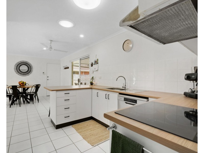 27 Wheeler Drive, Glenella QLD 4740