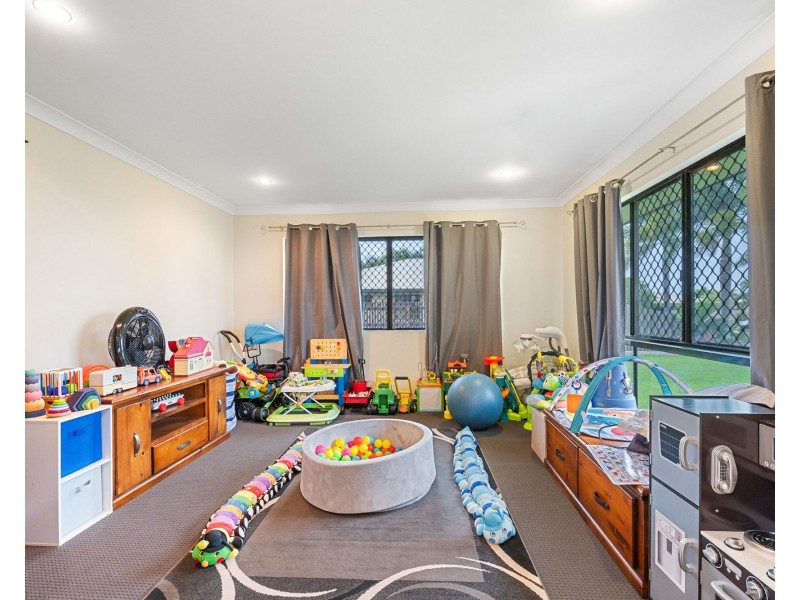 31 Nicolai Street, Marian QLD 4753