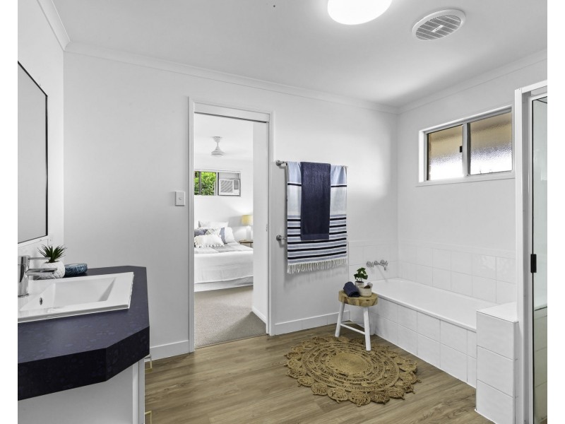 13 Mosta Court, Andergrove QLD 4740