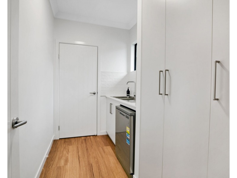 7 Porpoise Place, Andergrove QLD 4740