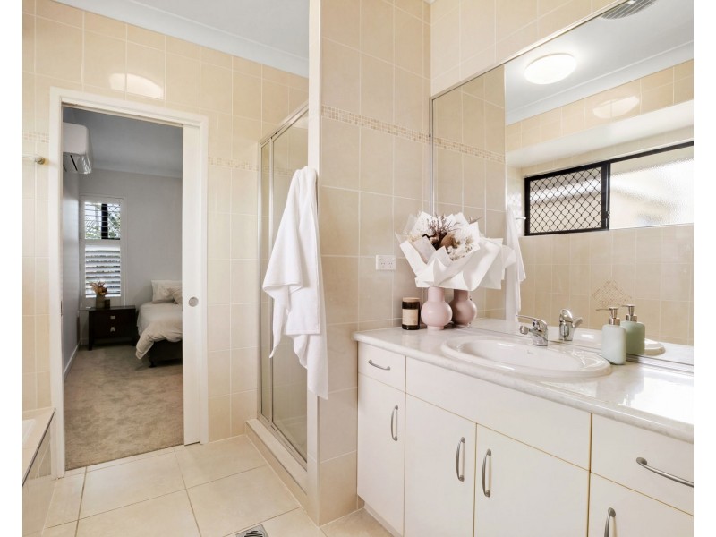 7 Porpoise Place, Andergrove QLD 4740