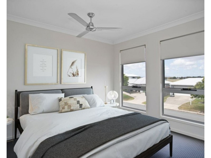 1/64 Makybe Diva Drive, Ooralea QLD 4740