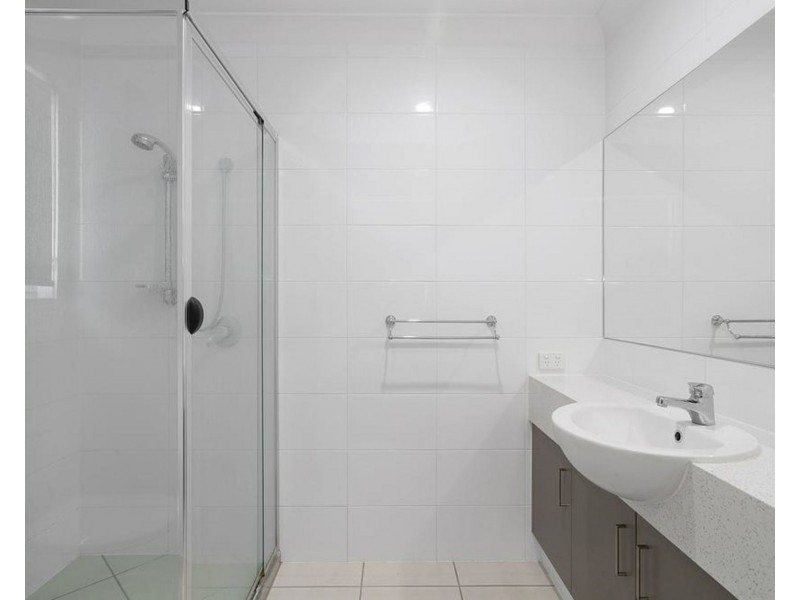 1/64 Makybe Diva Drive, Ooralea QLD 4740