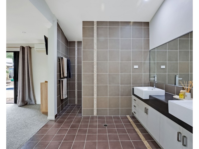 5 Oxley Crescent, Erakala QLD 4740