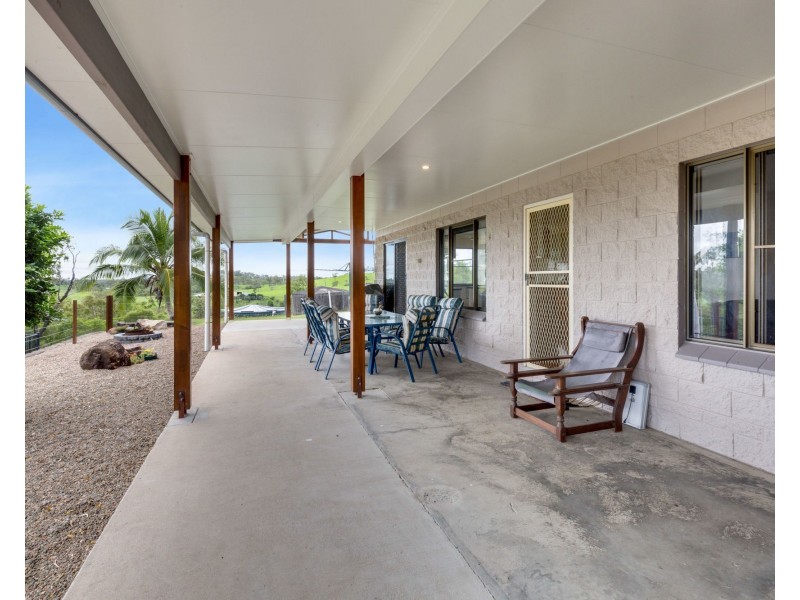 15 Rollinson Drive, Victoria Plains QLD 4751