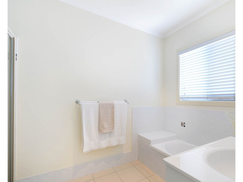 4/187 Nebo Rd, West Mackay QLD 4740